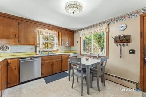 24 Terry Road Ledyard CT 06335