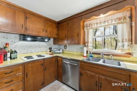 24 Terry Road Ledyard CT 06335