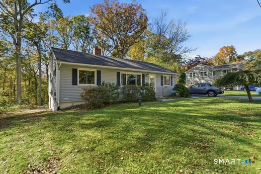24 Terry Road Ledyard CT 06335