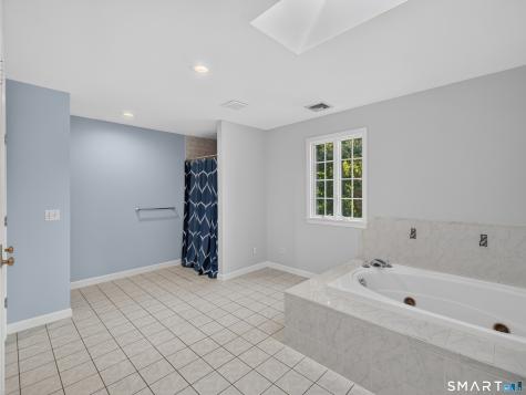 39 Cardinal Road East Lyme CT 06333