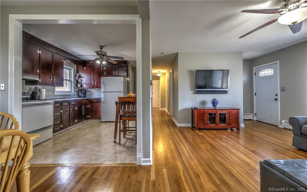 26 Daniel Road West Haven CT 06516