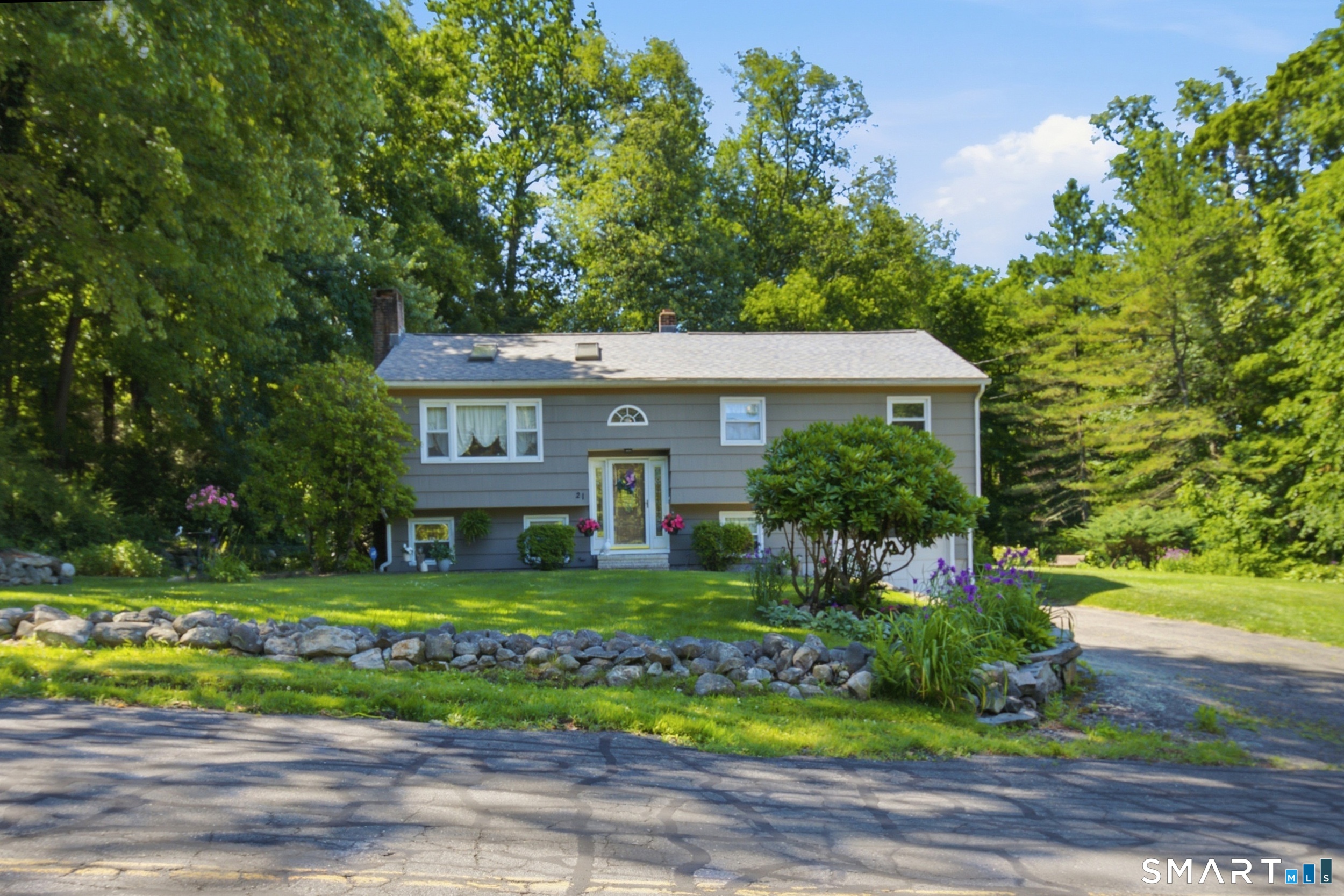 21 Upson Drive Oxford CT 06478