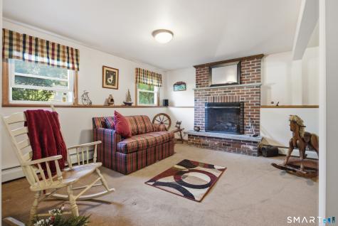 21 Upson Drive Oxford CT 06478