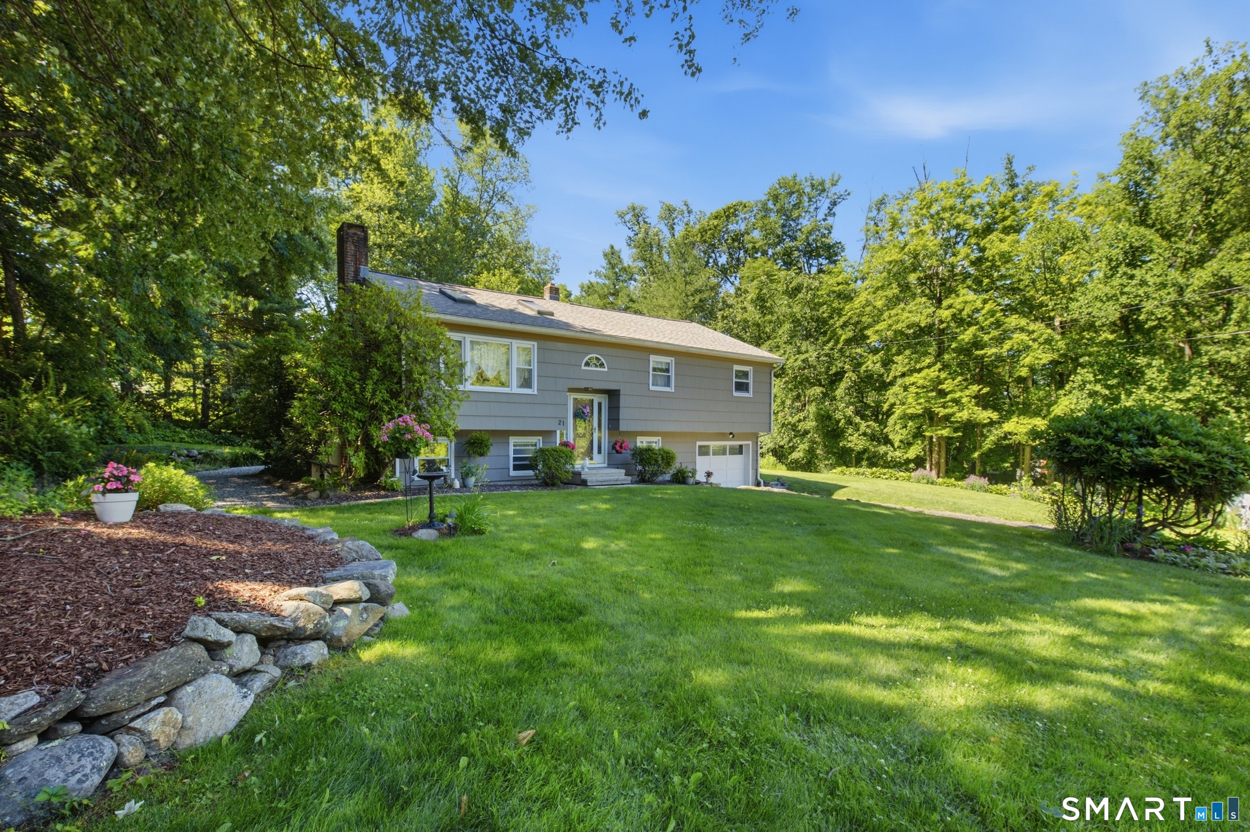 21 Upson Drive Oxford CT 06478