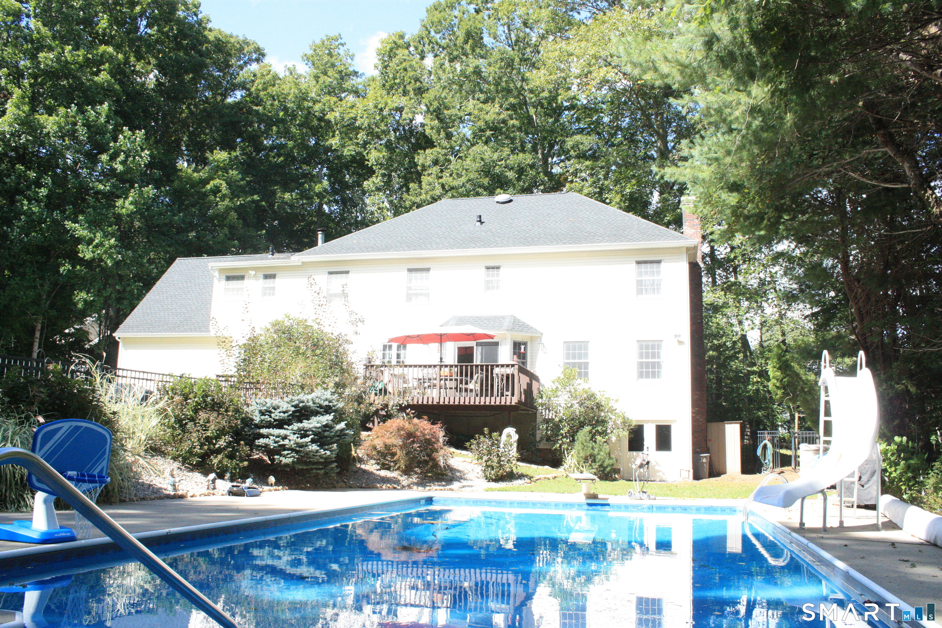 45 Deerfield Drive Guilford CT 06437