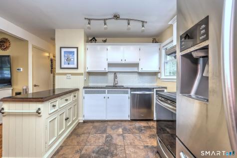 291 Islandview Road Stratford CT 06614