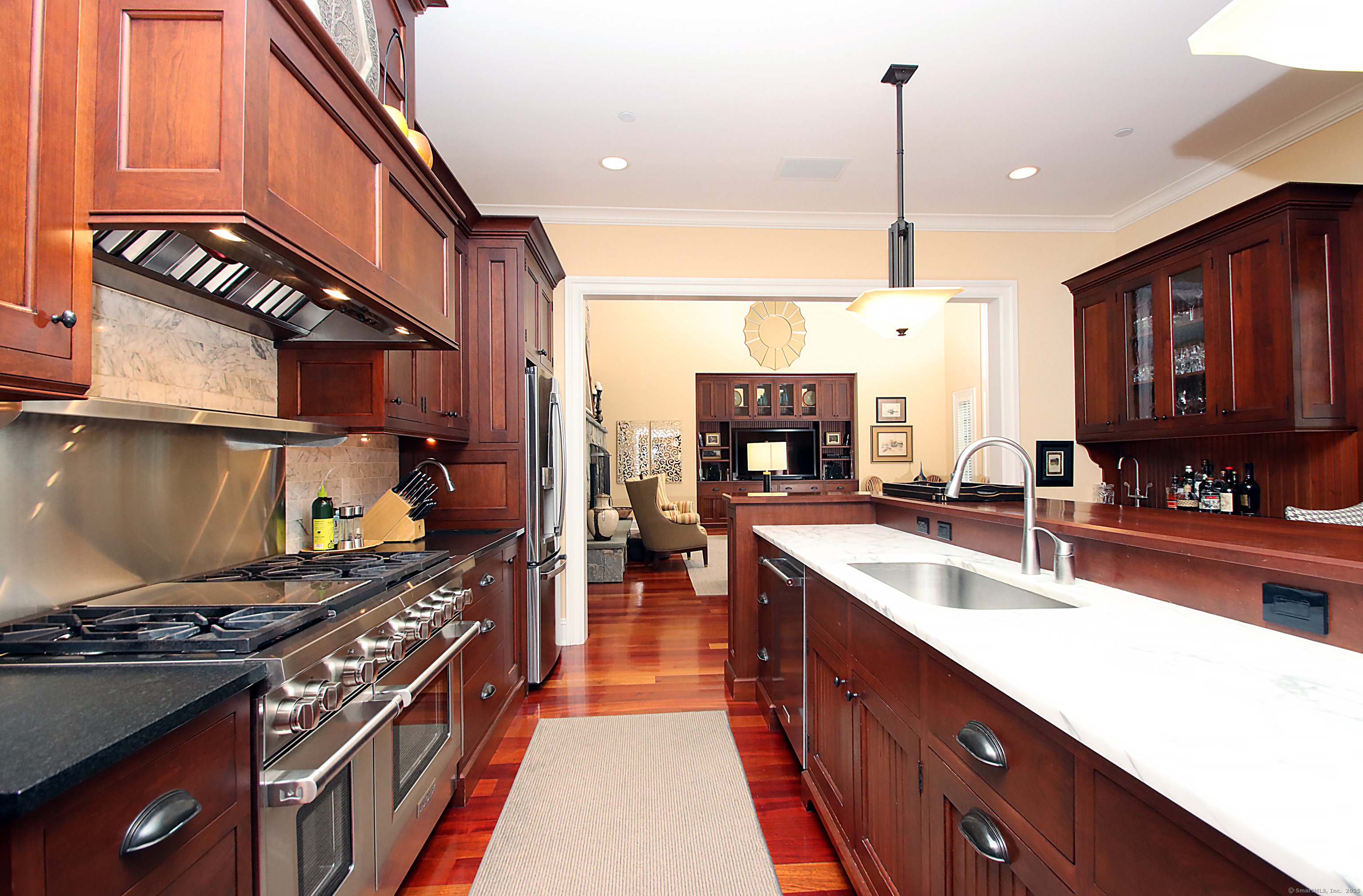 25 Sky View Drive Avon CT 06001