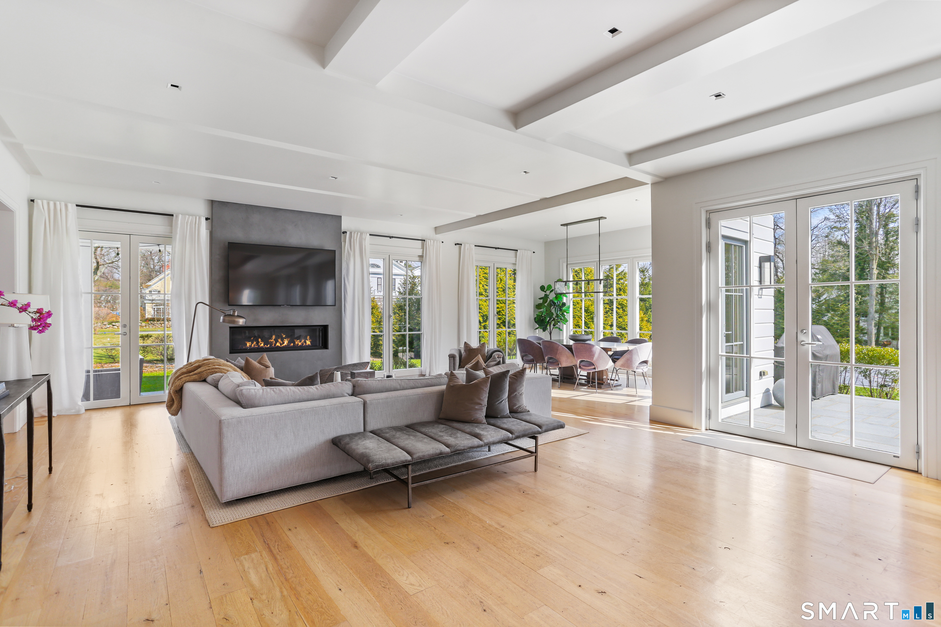 211 Oenoke Ridge New Canaan CT 06840