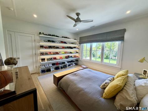 211 Oenoke Ridge New Canaan CT 06840