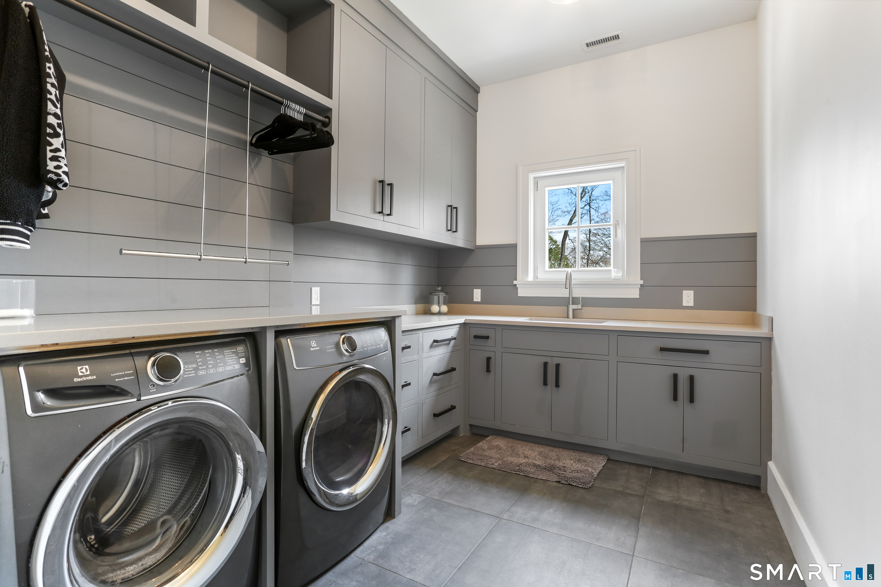 211 Oenoke Ridge New Canaan CT 06840