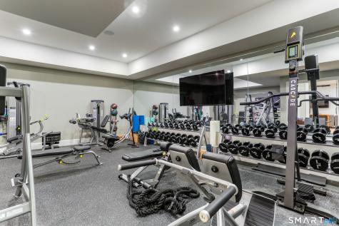 211 Oenoke Ridge New Canaan CT 06840