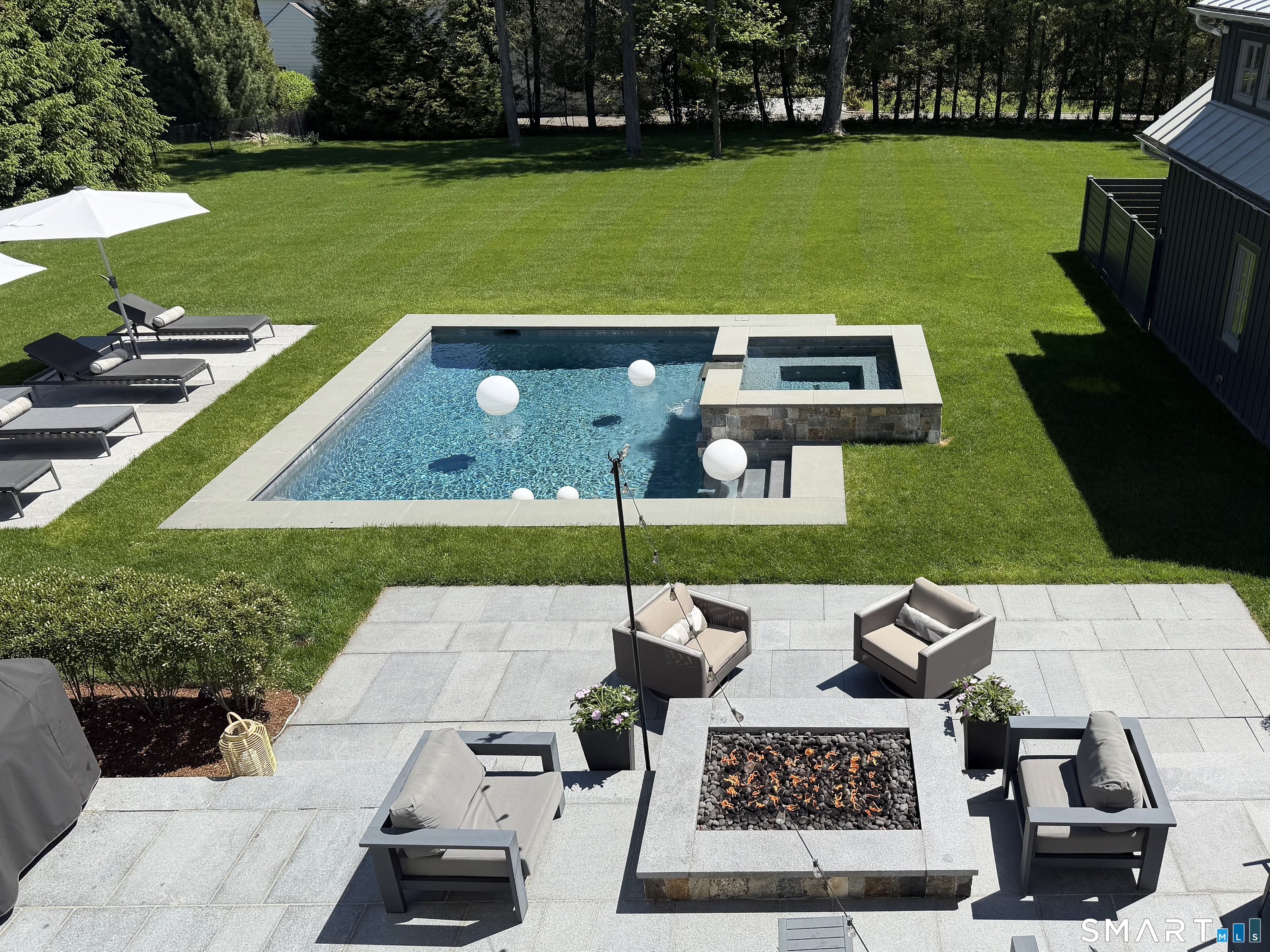 211 Oenoke Ridge New Canaan CT 06840