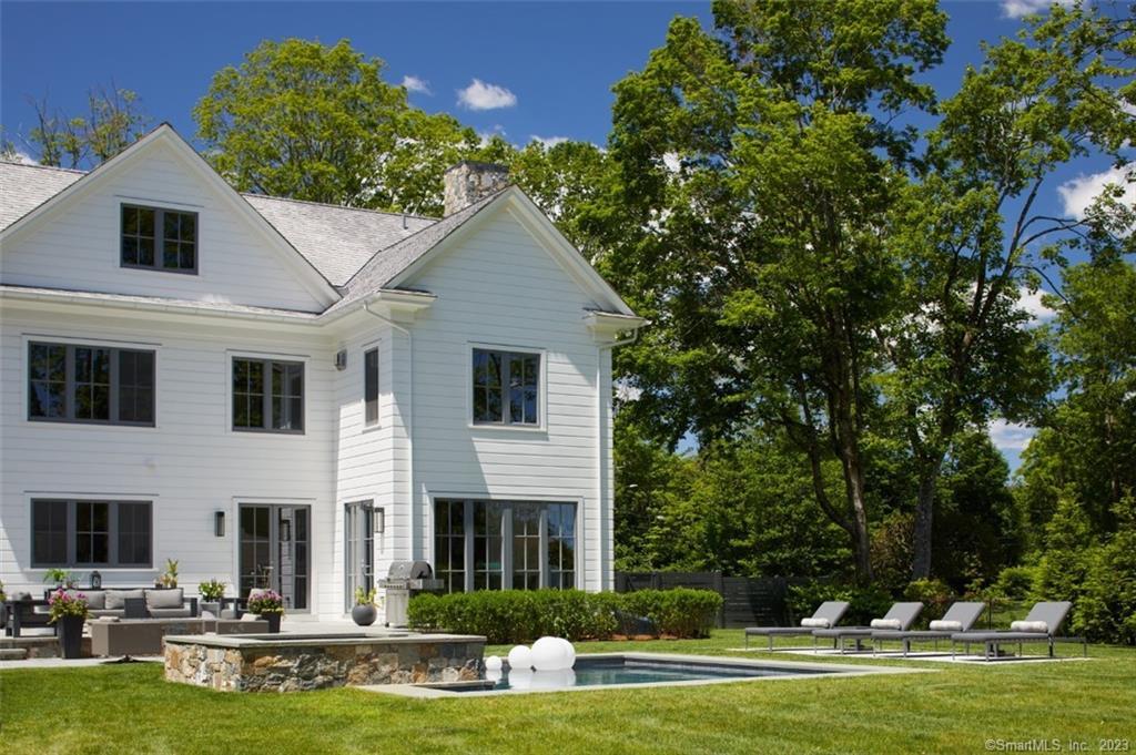 211 Oenoke Ridge New Canaan CT 06840