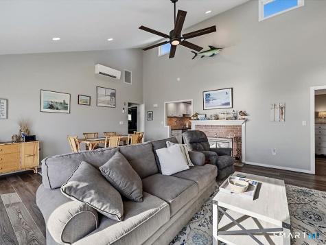 75 Shore Road Clinton CT 06413