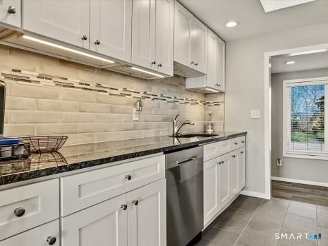 75 Shore Road Clinton CT 06413