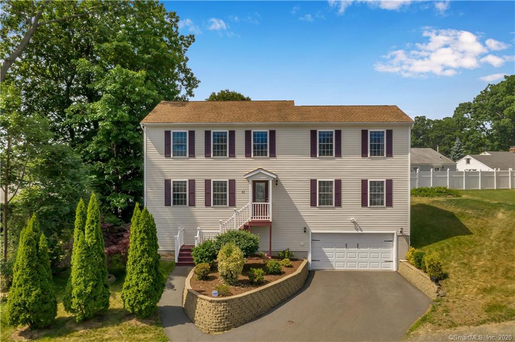 11 Lee Court Milford CT 06460