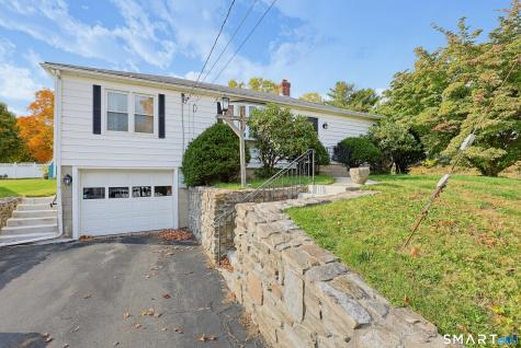 374 Church Street Putnam CT 06260