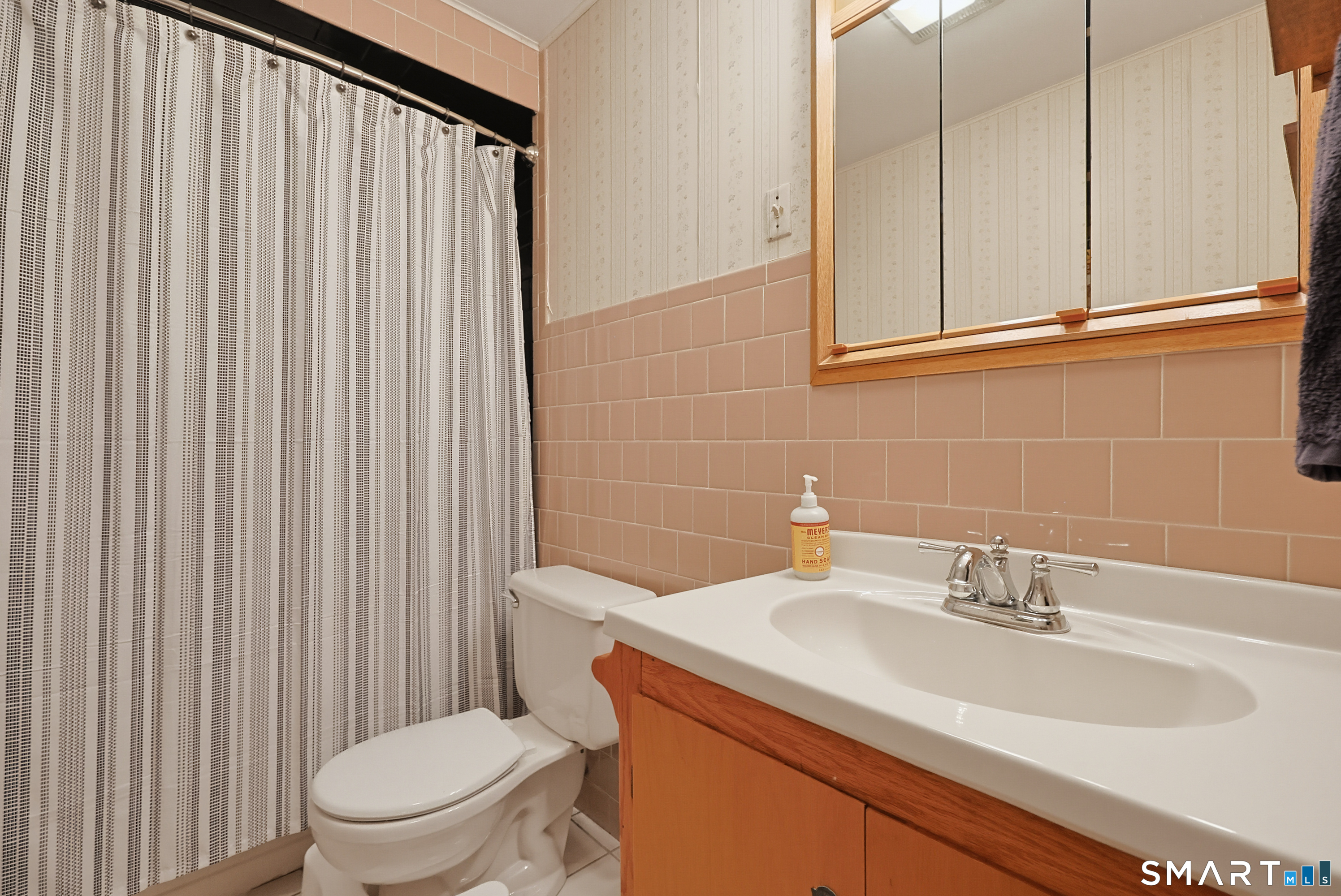 374 Church Street Putnam CT 06260
