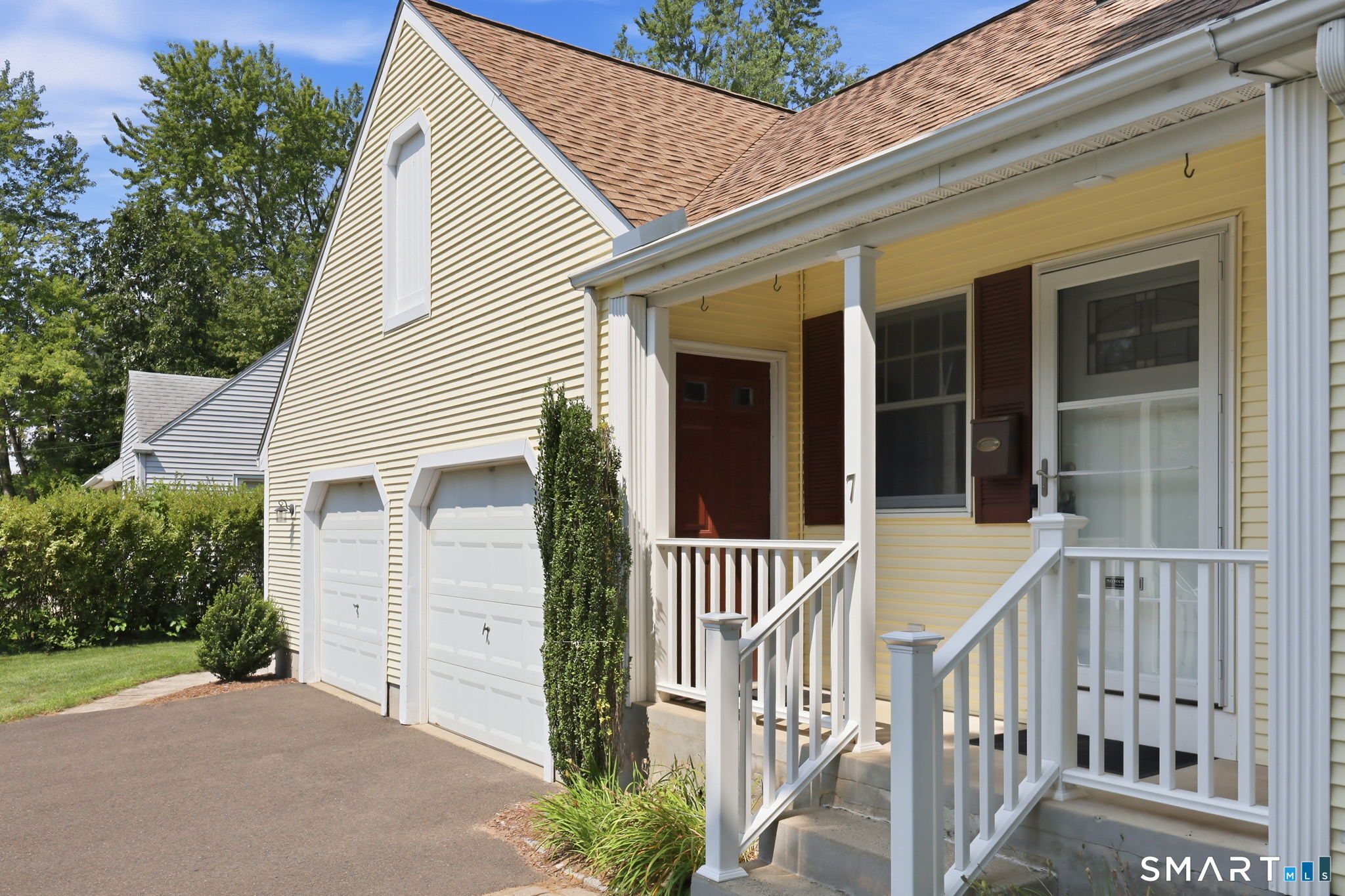 7 Play Road Enfield CT 06082