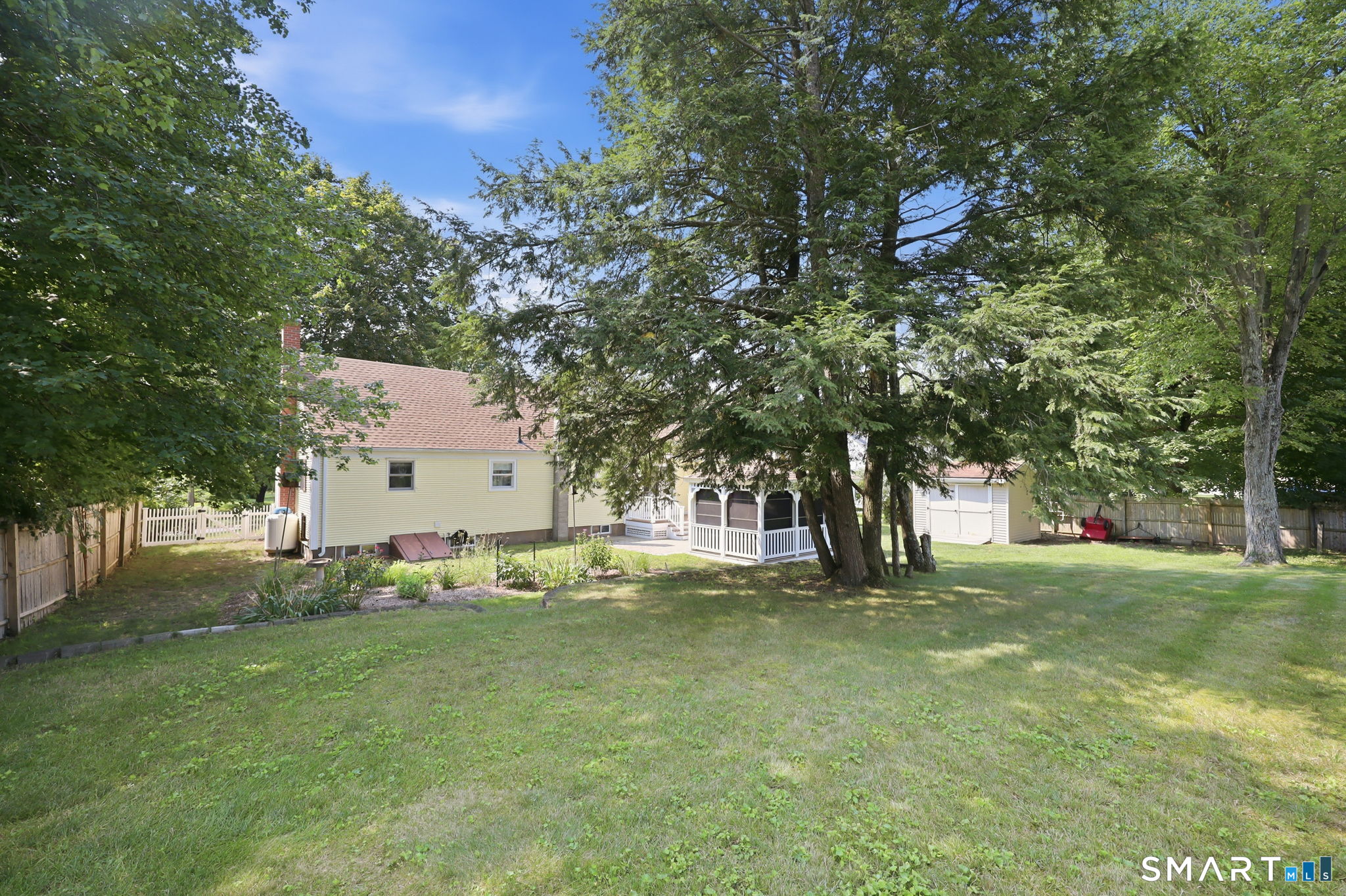 7 Play Road Enfield CT 06082