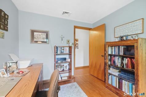 517 Swain Avenue Meriden CT 06450
