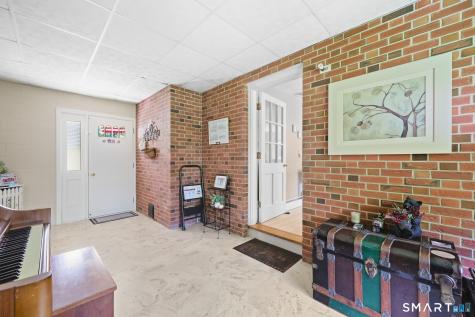 517 Swain Avenue Meriden CT 06450