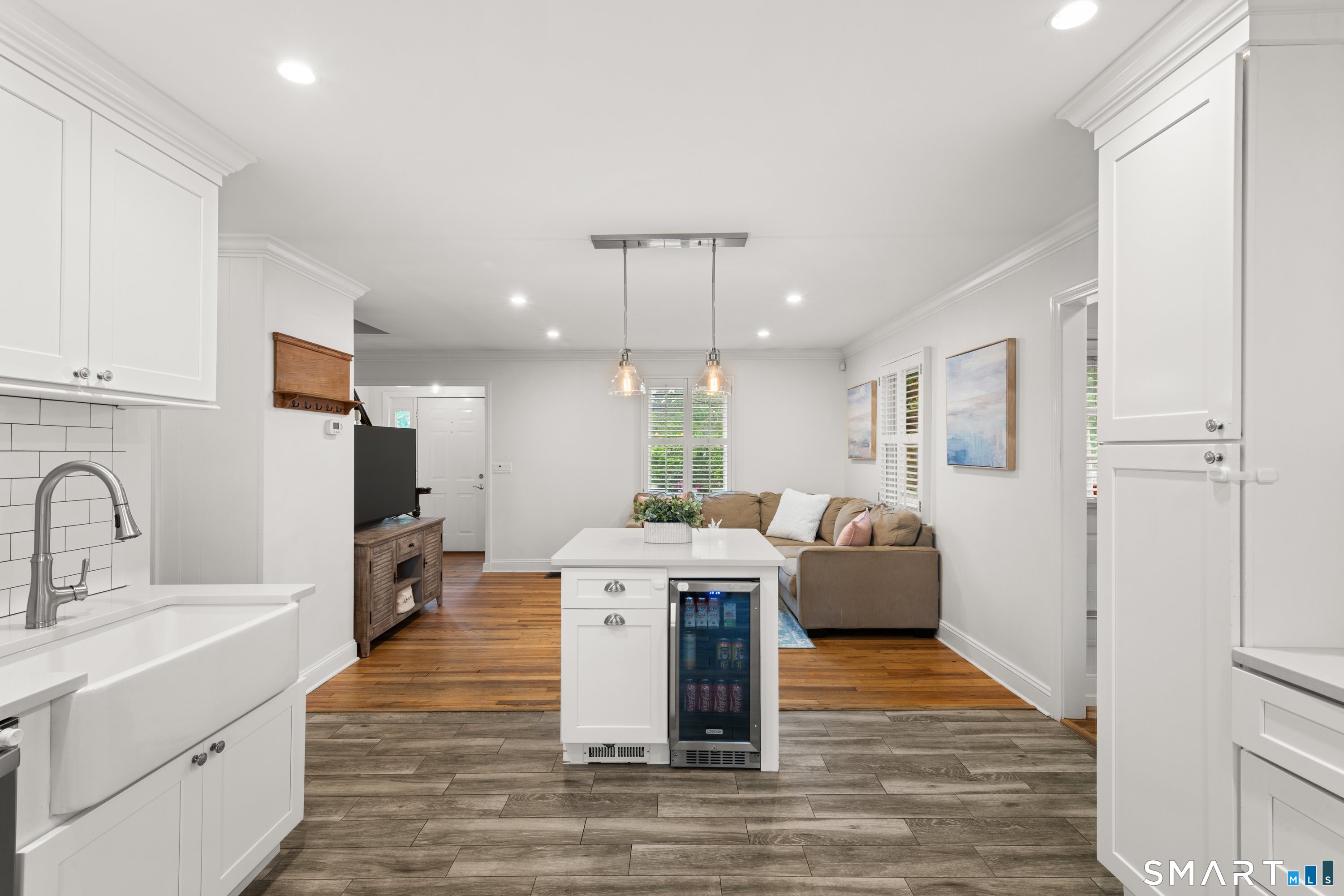 157 Hulls Highway Fairfield CT 06890