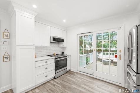 157 Hulls Highway Fairfield CT 06890