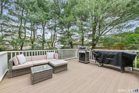 157 Hulls Highway Fairfield CT 06890