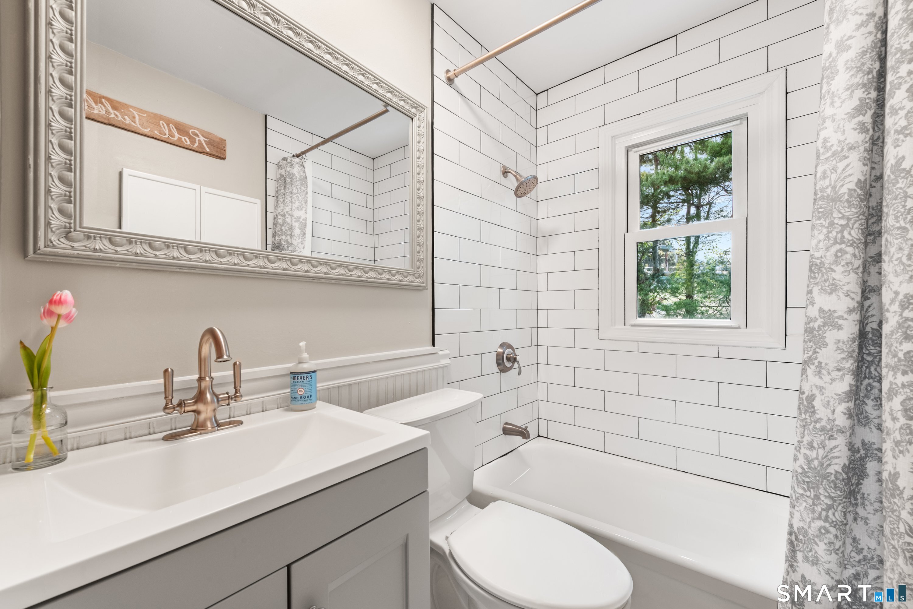 157 Hulls Highway Fairfield CT 06890