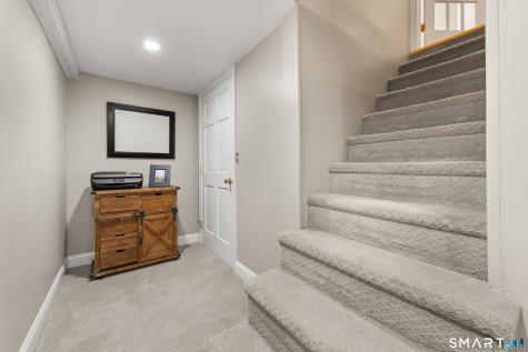 157 Hulls Highway Fairfield CT 06890