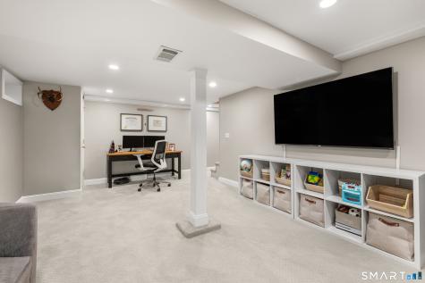 157 Hulls Highway Fairfield CT 06890