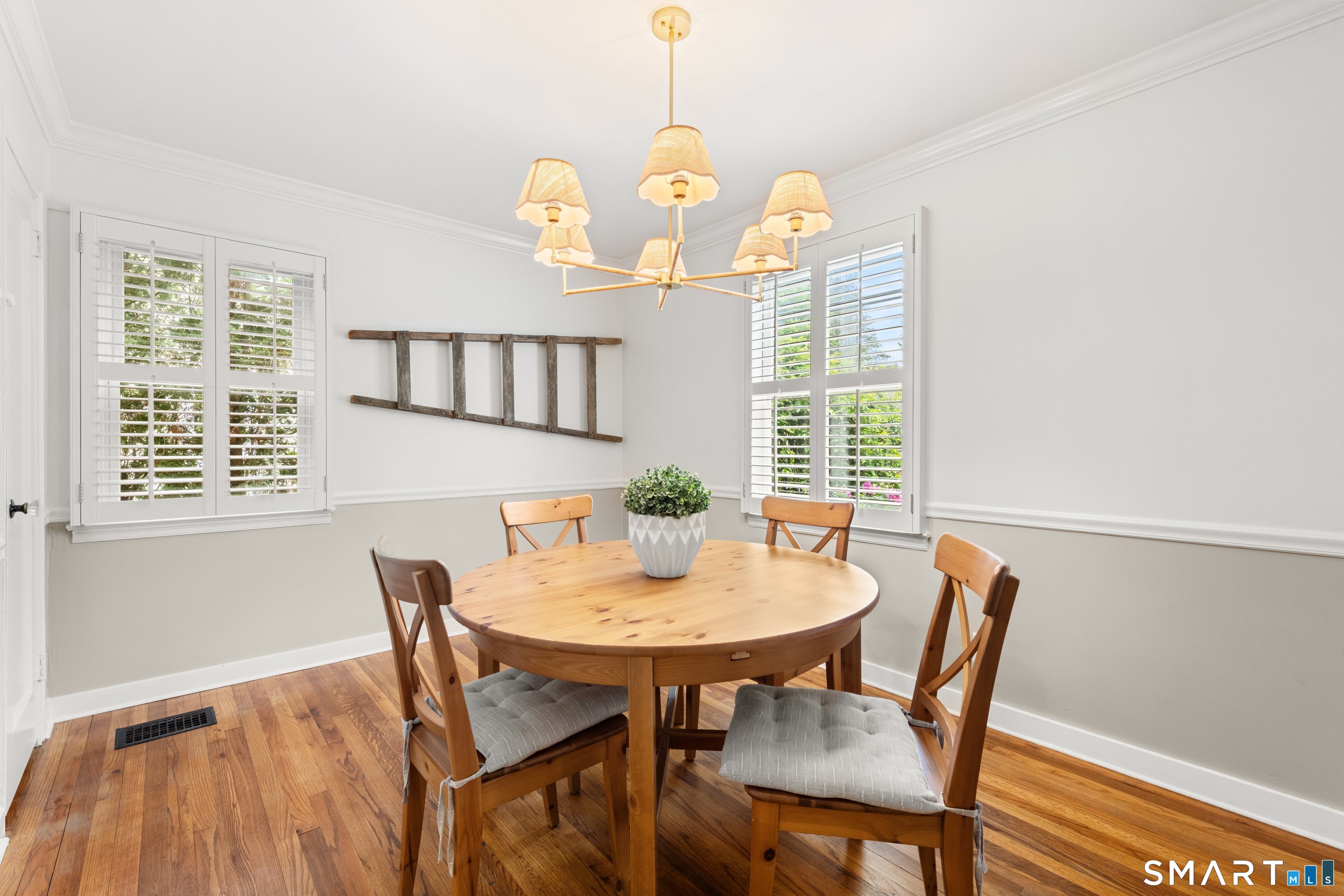 157 Hulls Highway Fairfield CT 06890
