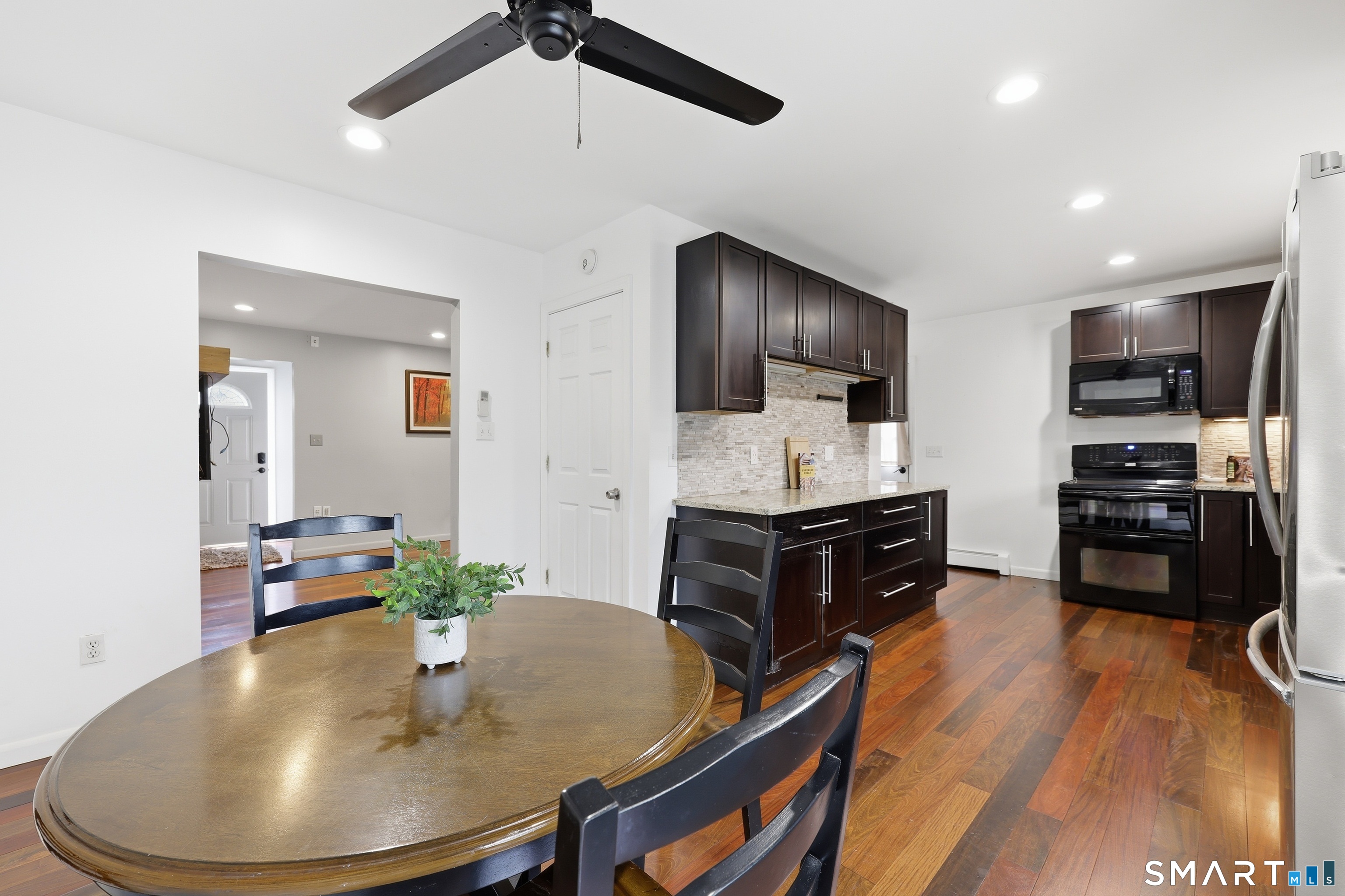 16 Parker Street Enfield CT 06082