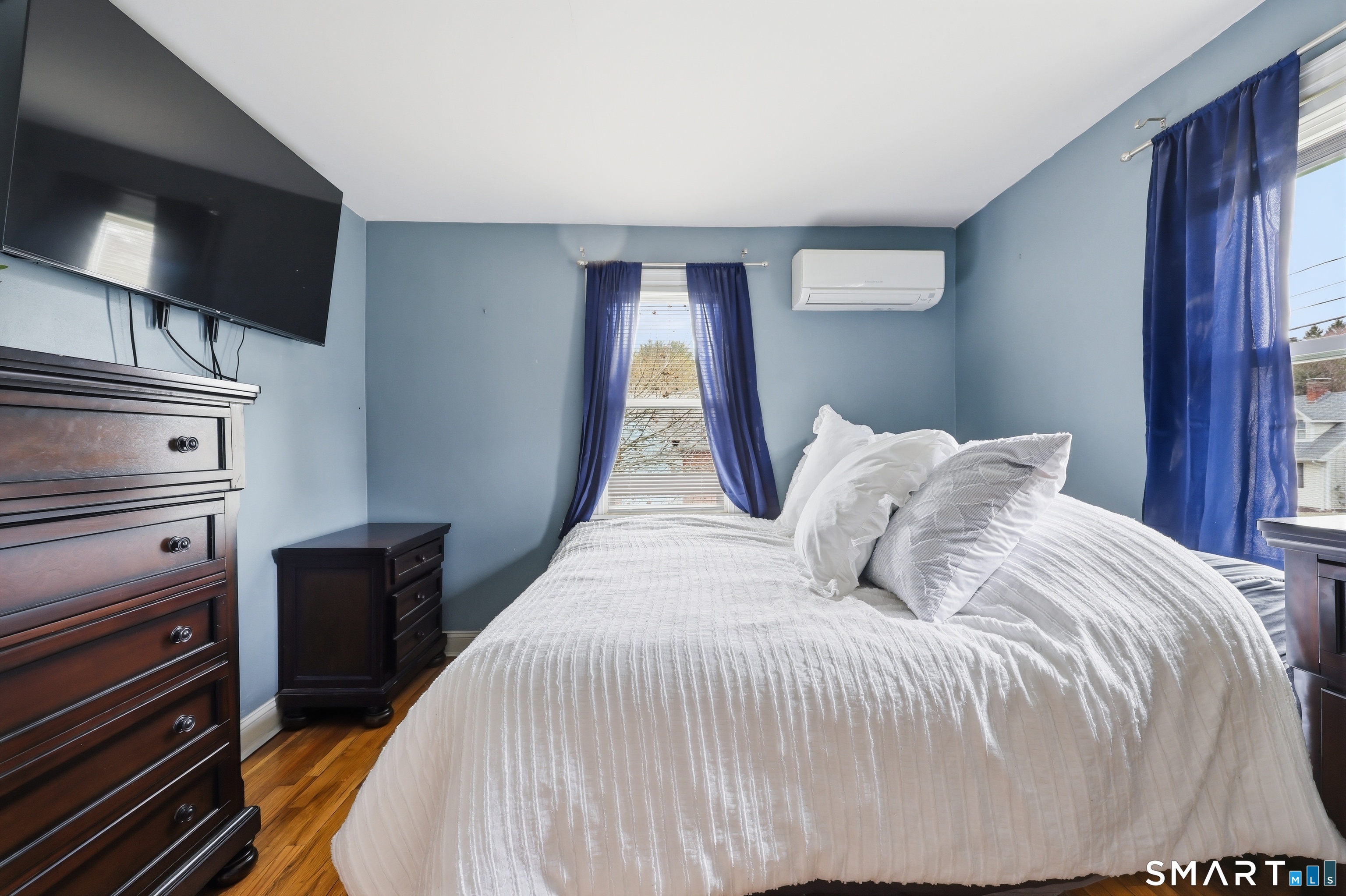 16 Parker Street Enfield CT 06082