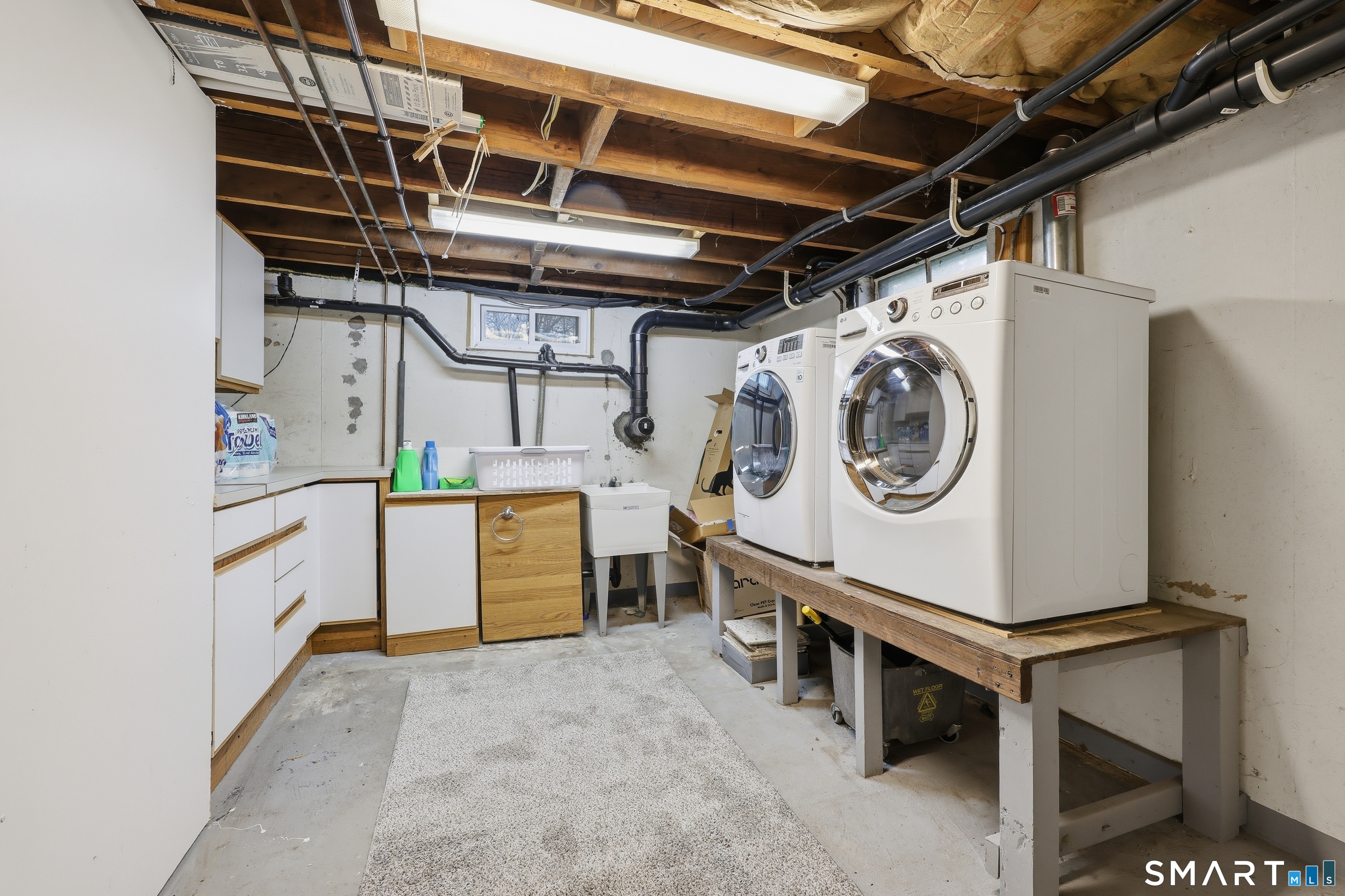 16 Parker Street Enfield CT 06082