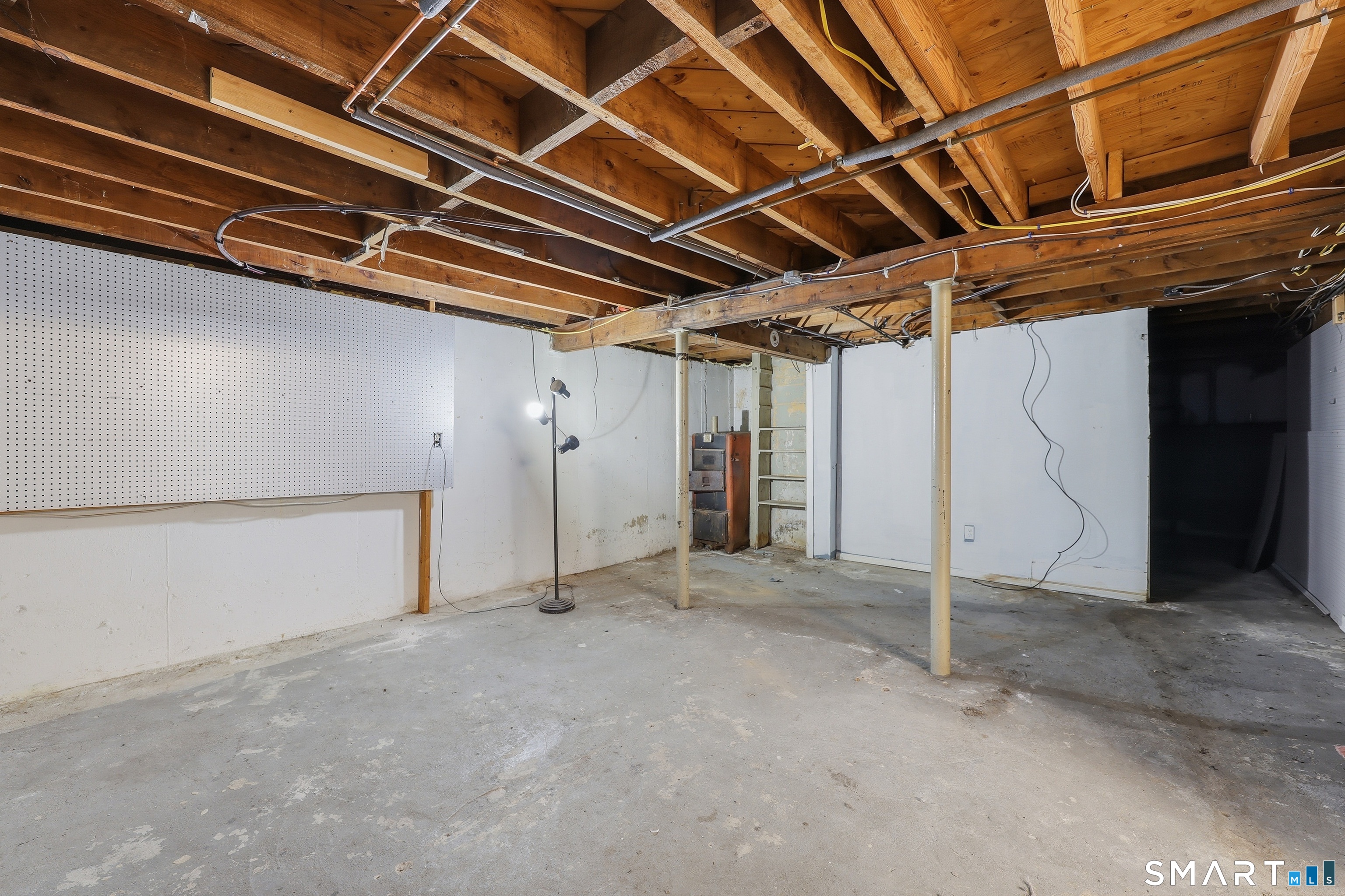 16 Parker Street Enfield CT 06082