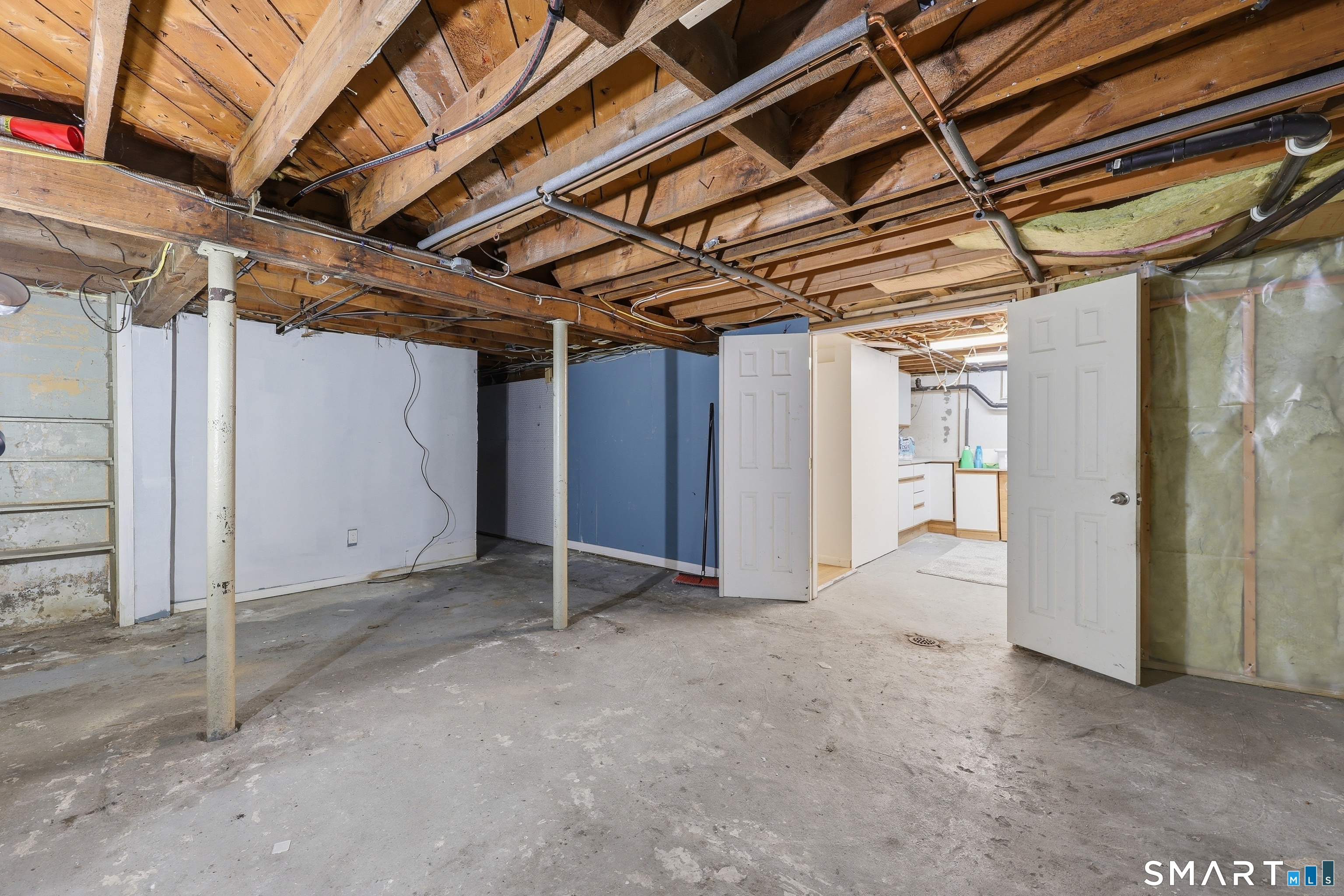 16 Parker Street Enfield CT 06082
