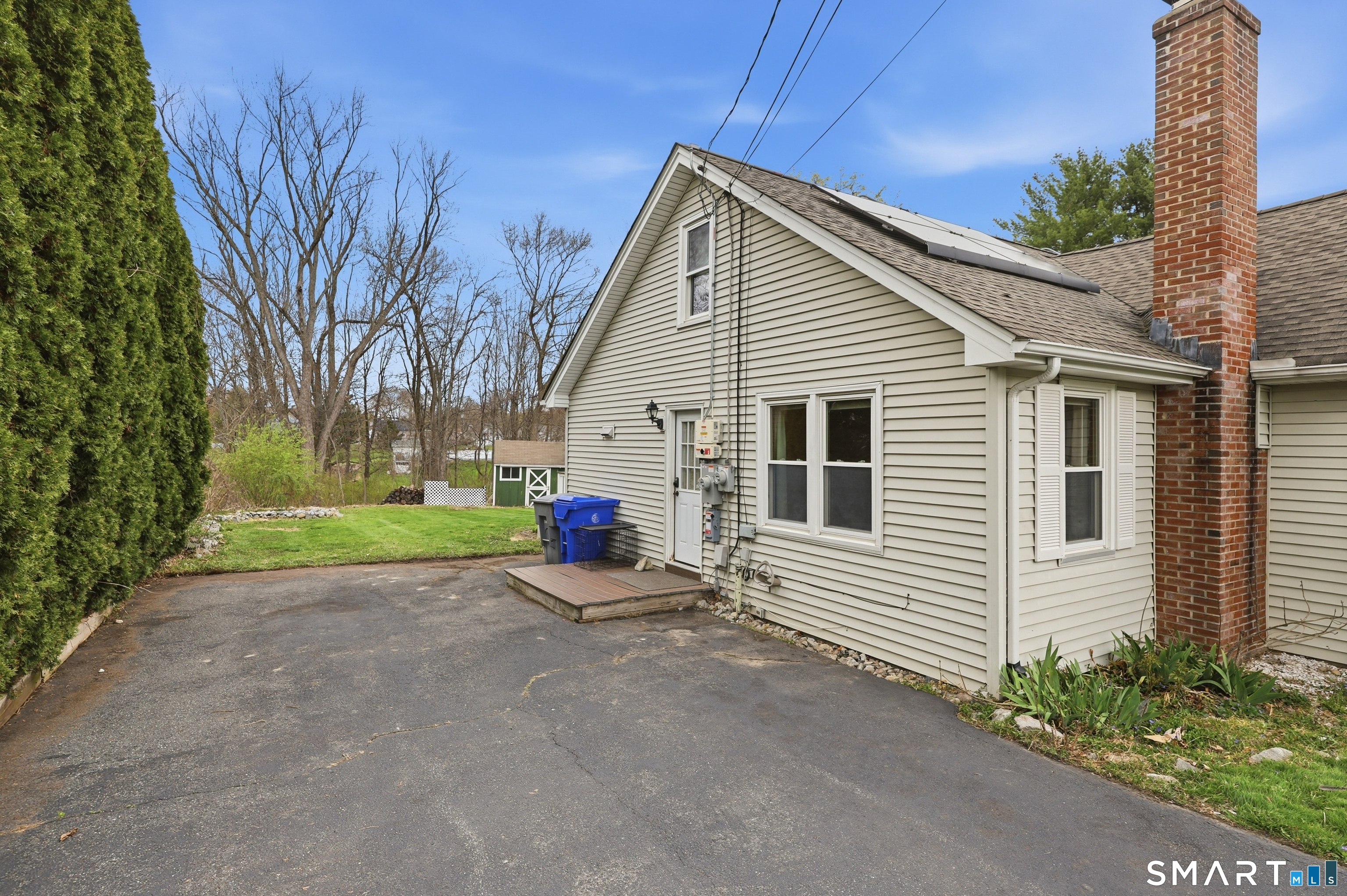 16 Parker Street Enfield CT 06082