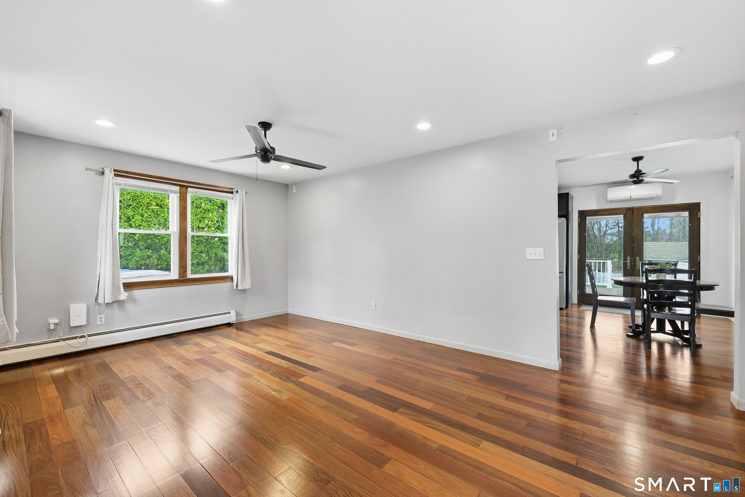 16 Parker Street Enfield CT 06082