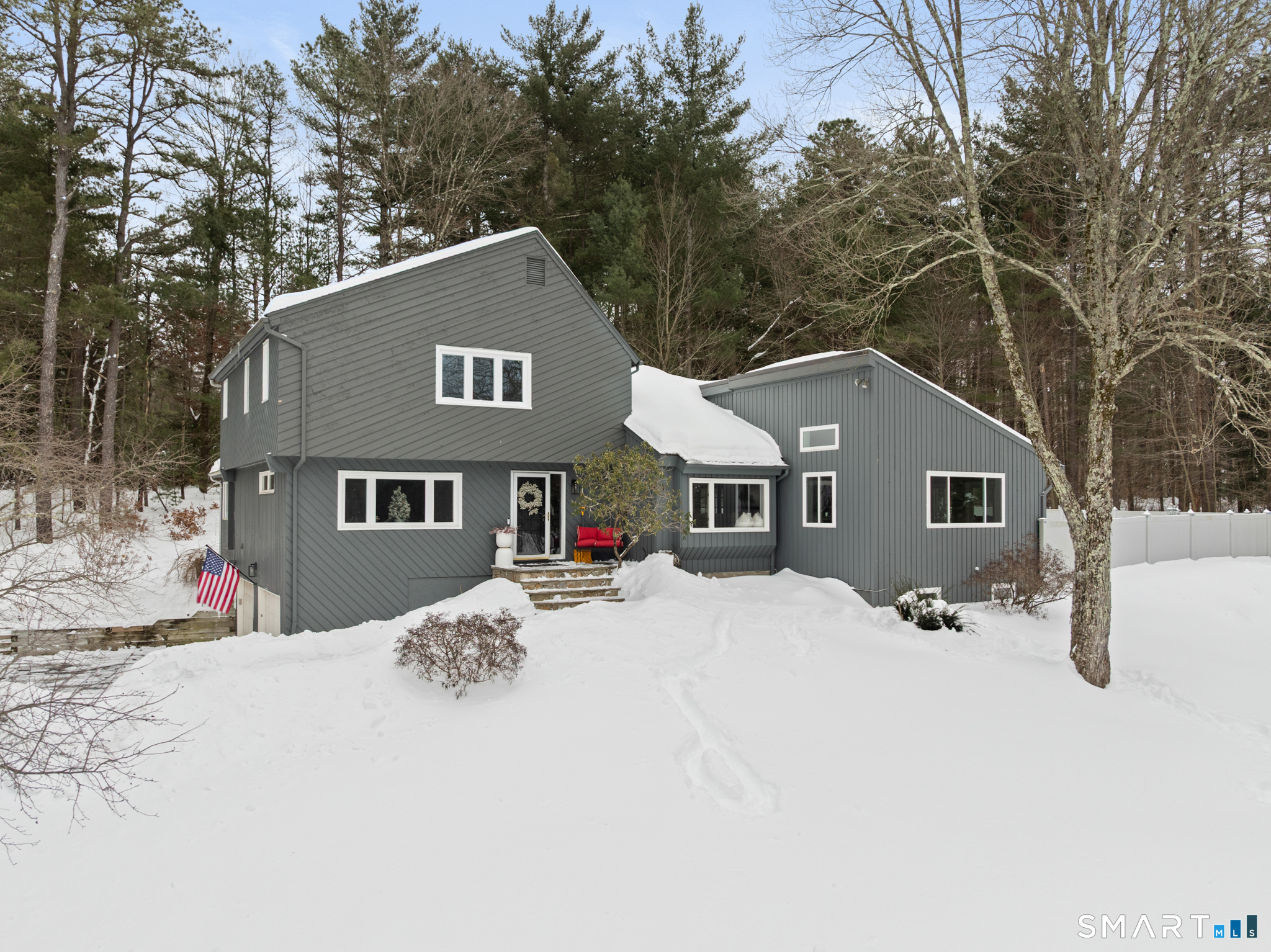 324 Old Farms Road Simsbury CT 06070