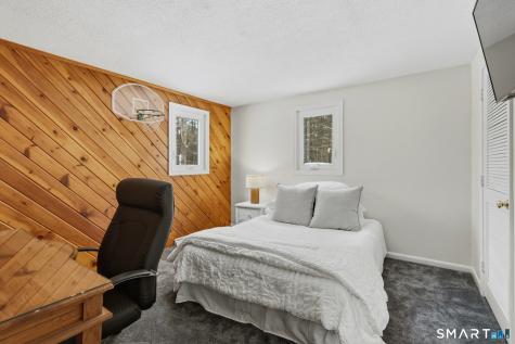 324 Old Farms Road Simsbury CT 06070