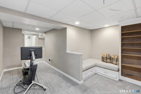 324 Old Farms Road Simsbury CT 06070