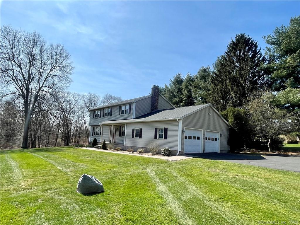 5 Farmview Circle Granby CT 06035