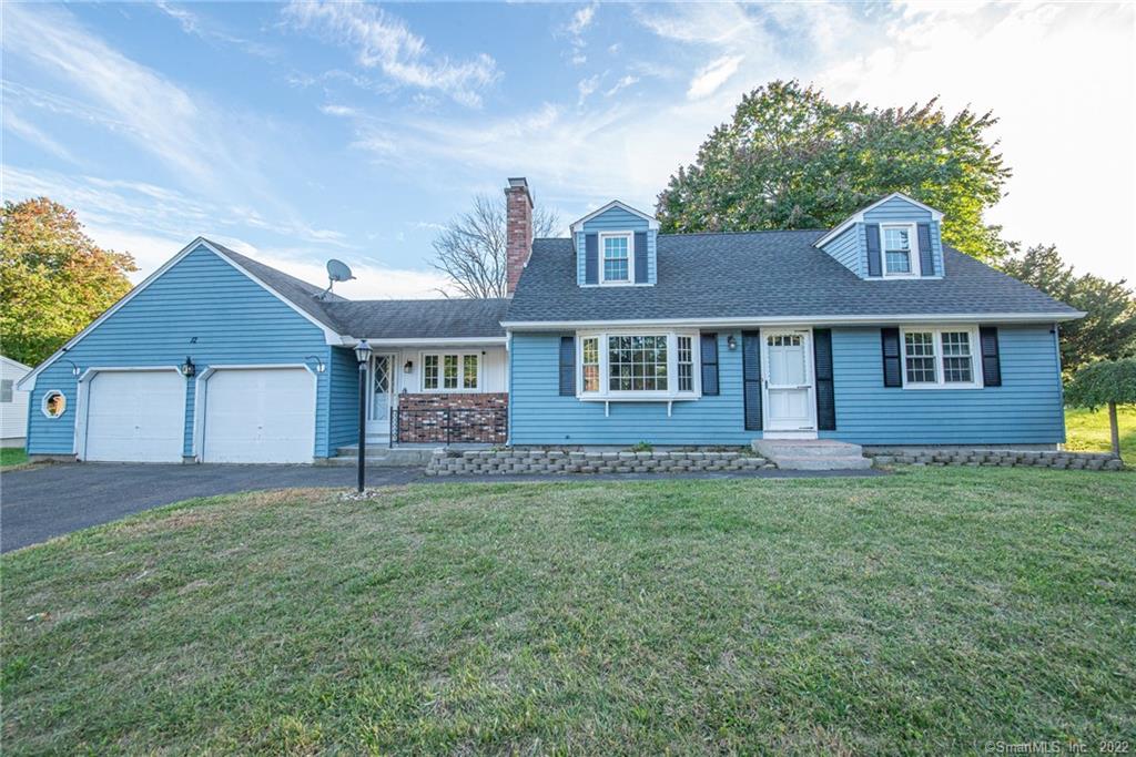 12 Cleveland Street Enfield CT 06082