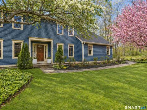 23 Rockridge Terrace Prospect CT 06712