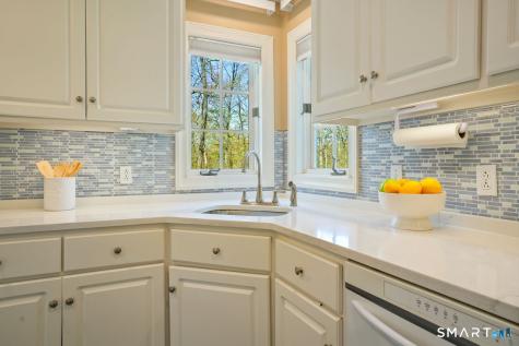 23 Rockridge Terrace Prospect CT 06712