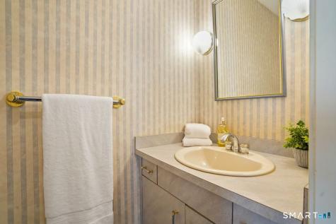 23 Rockridge Terrace Prospect CT 06712