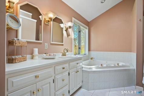23 Rockridge Terrace Prospect CT 06712