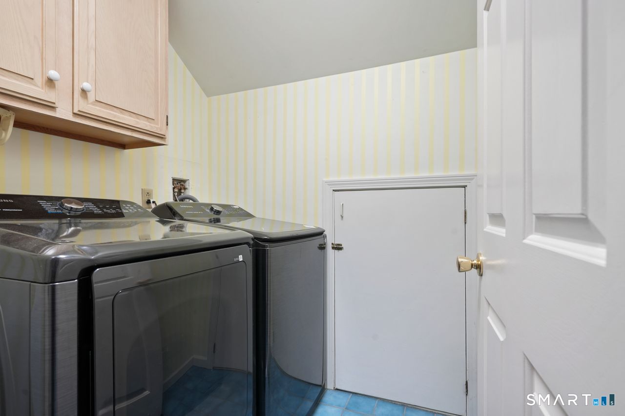 23 Rockridge Terrace Prospect CT 06712